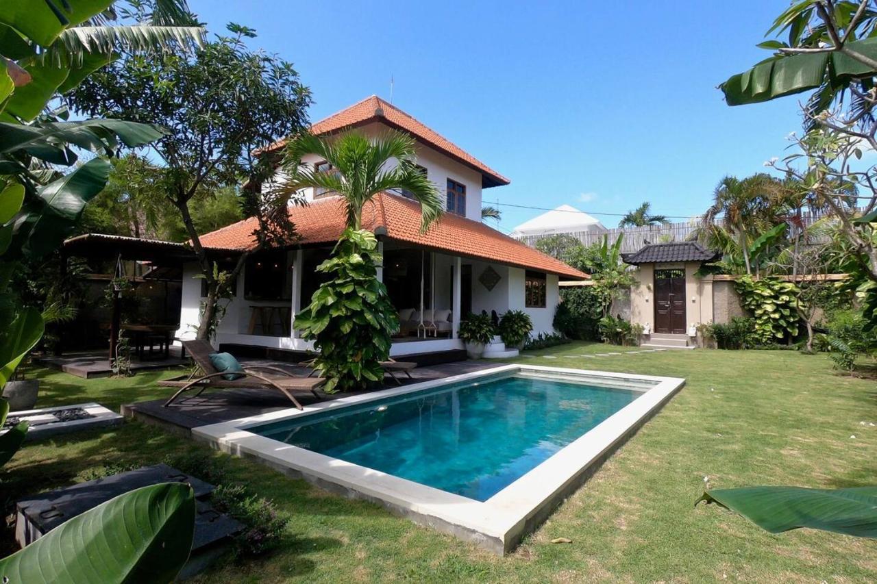 Santai, Huge Garden Square Villa *
