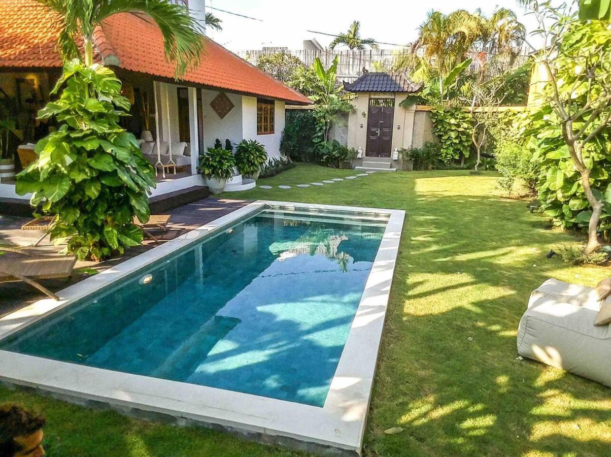 Santai, Huge Garden Square Villa